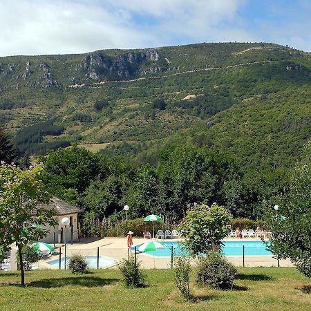 ホテル Vvf Les Cevennes Bédouès エクステリア 写真