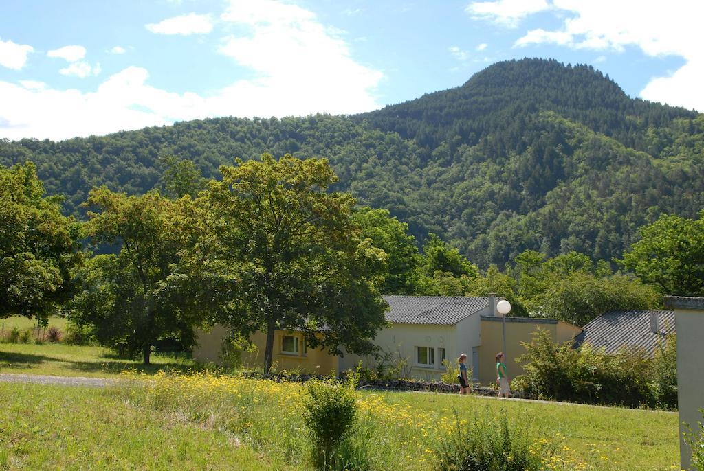 ホテル Vvf Les Cevennes Bédouès エクステリア 写真