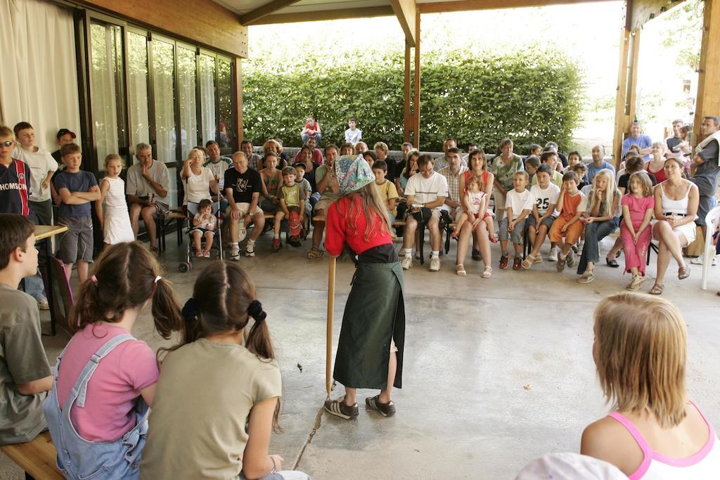 ホテル Vvf Les Cevennes Bédouès エクステリア 写真