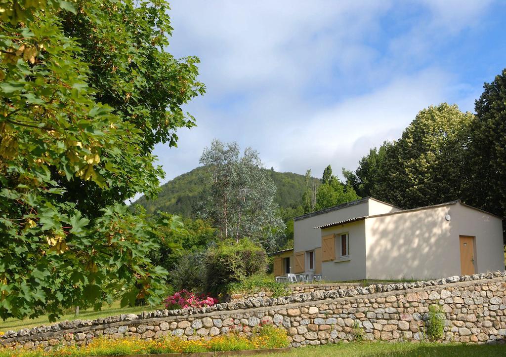 ホテル Vvf Les Cevennes Bédouès エクステリア 写真