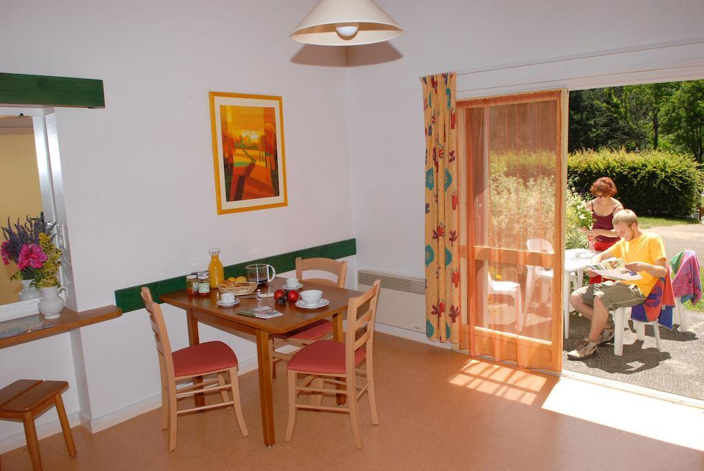 ホテル Vvf Les Cevennes Bédouès 部屋 写真