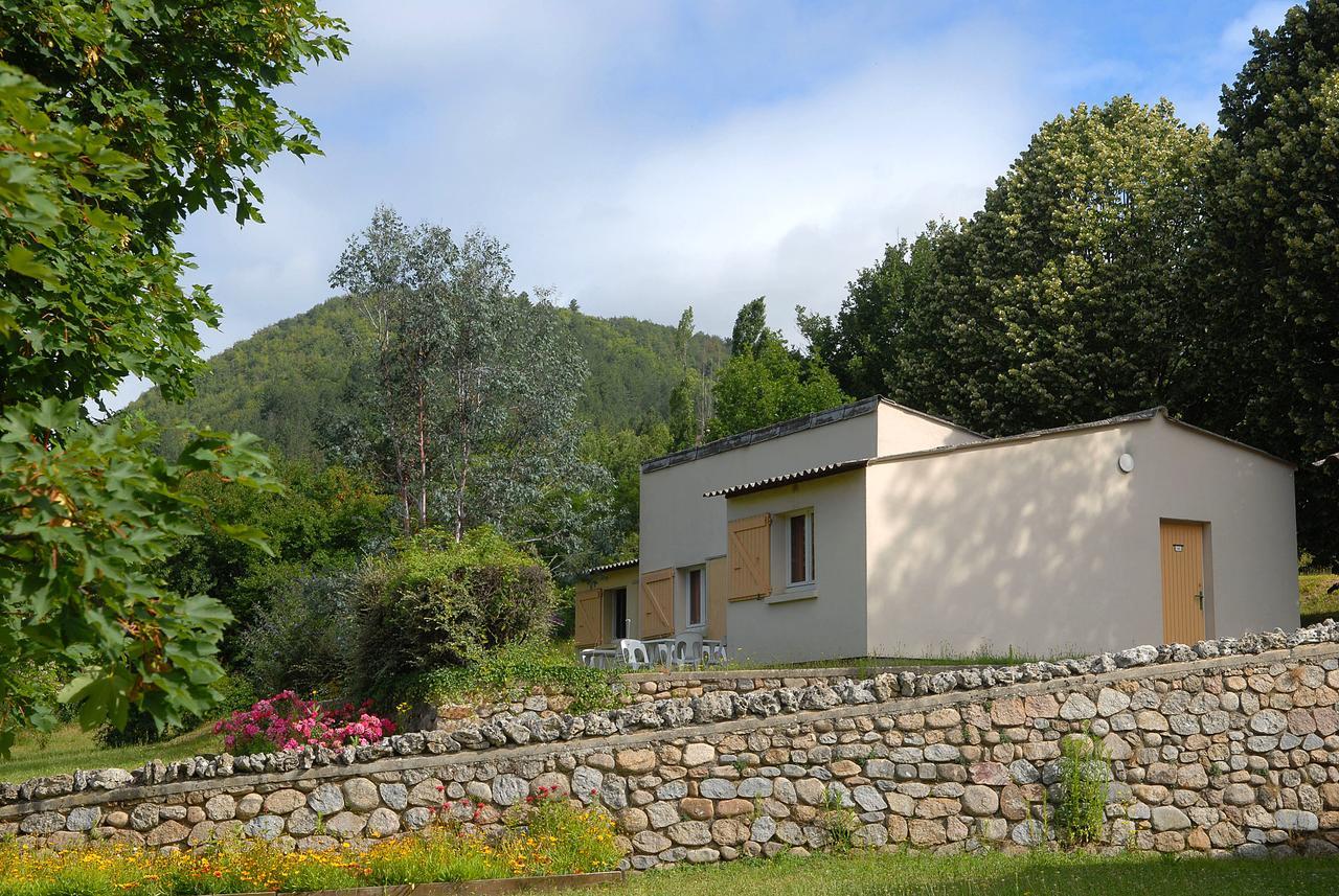 ホテル Vvf Les Cevennes Bédouès エクステリア 写真